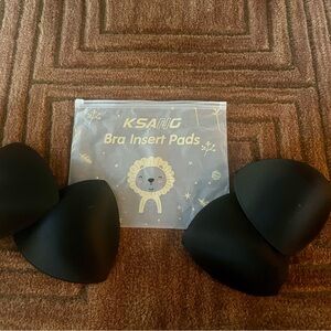 Athletic & regular bra insert pads size D.